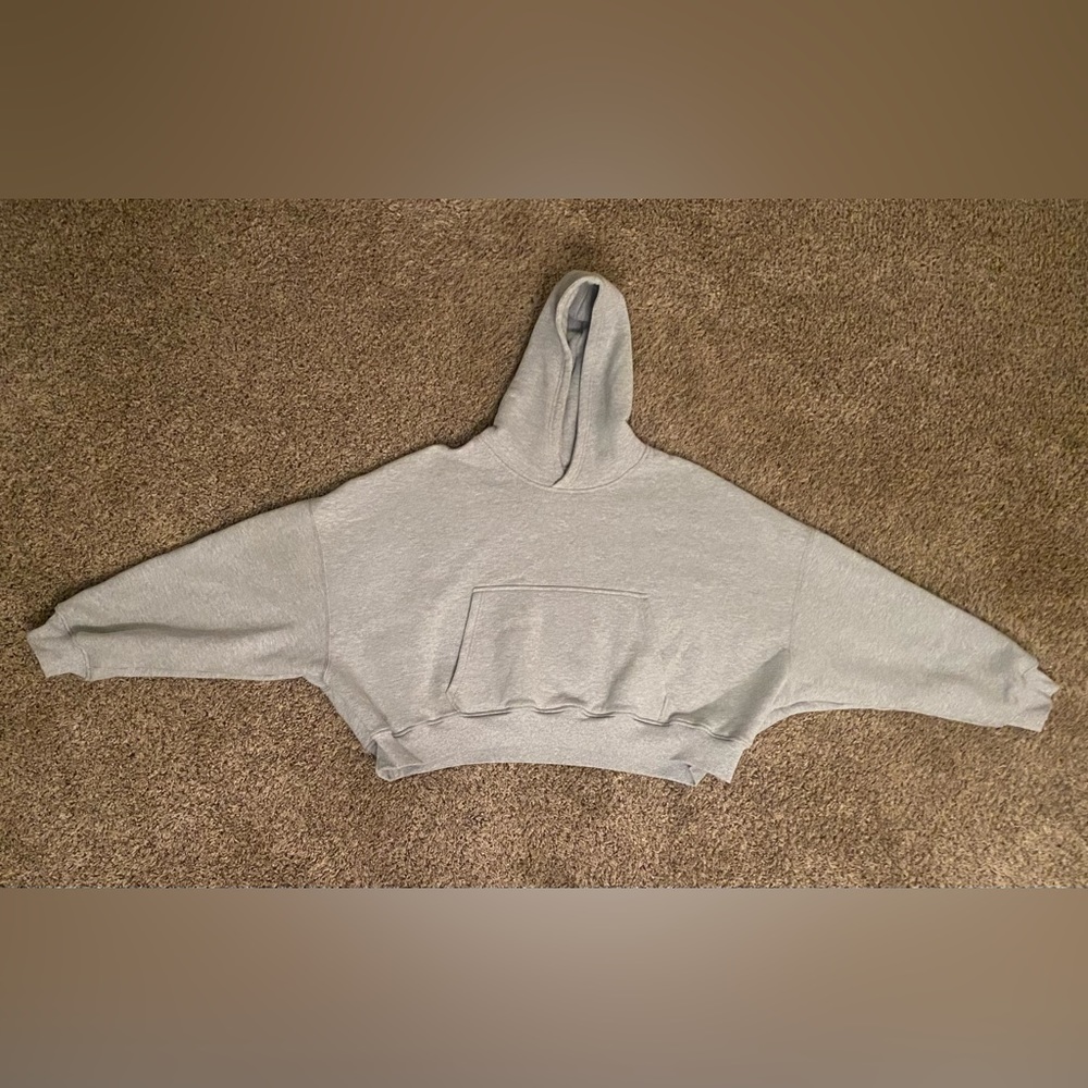 Sebastien Ami Cropped Hoodie (Heather Grey) size xxl